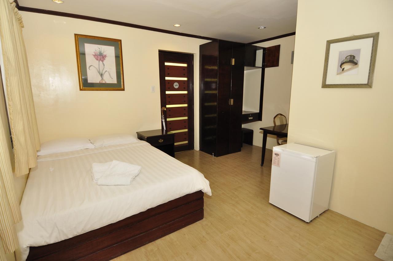 Seascape Resort Batangas Exterior photo